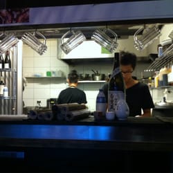 Sushi St - Watch them work!