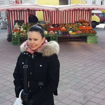 Brunnenmarkt - Veggies! - Farmers Market Near Me - Vienna, 9