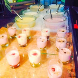 Carnivore - Yogurt & parfait bar