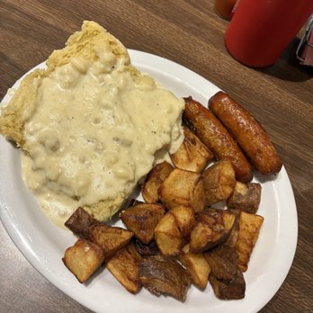 The Cookie Jar - Biscuits & Gravy Platter - Breakfast & Brunch Near Me - Fairbanks, Alaska