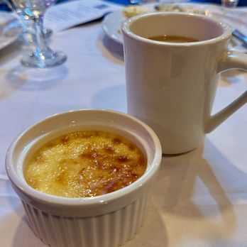 Cape Cod Irish Village-The Emerald Resort - Decent crême brulée. - Resorts Near Me - Hyannis, Massachusetts Cape Cod Irish Village-The Emerald Resort - Decent crême brulée. - Resorts Near Me - Hyannis, Massachusetts