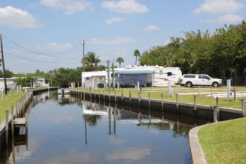 SUNNFUN MOBILE HOME VILLAGE & RV PARK Updated September 2024 5558