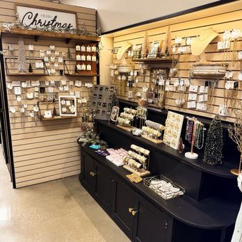 Wilkinson's Mall - Women's Jewelry - Shopping Centers Near Me - Conway, Arkansas Wilkinson's Mall - Women's Jewelry - Shopping Centers Near Me - Conway, Arkansas