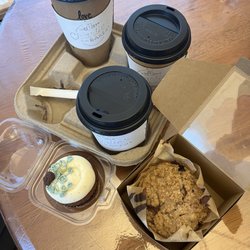 Charlie’s Bakery - Large yummy late with heart foam on top, pumpkin cupcake, and banana walnut muffin!!!