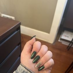 Trendy Nails & Lashes