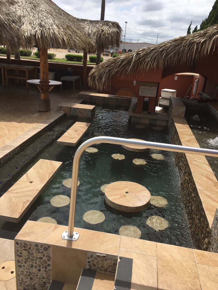 BRIDGE HARBOR YACHT CLUB Updated August 2024 411 Sailfish St