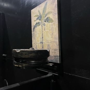 Brookelynn Premium Cigars - Cigar holder at urinal - Tobacco Shops Near Me - Wilmington, North Carolina Brookelynn Premium Cigars - Cigar holder at urinal - Tobacco Shops Near Me - Wilmington, North Carolina