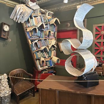 The Last Bookstore - Bookstores Near Me - Los Angeles, California