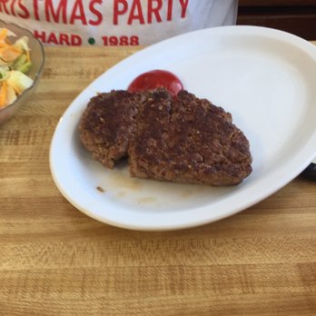 Lake View Restaurant - Hamburger steak - New American Near Me - Fancy Gap, Virginia