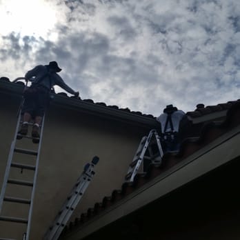 Rainbow Gutters - Installing seamless gutters on 2nd story - Gutter Services Near Me - West Covina, California Rainbow Gutters - Installing seamless gutters on 2nd story - Gutter Services Near Me - West Covina, California