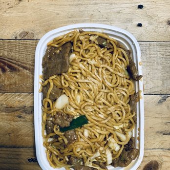 Li's Garden - Beef Lo Mein - Chinese Near Me - Indianapolis, Indiana Li's Garden - Beef Lo Mein - Chinese Near Me - Indianapolis, Indiana
