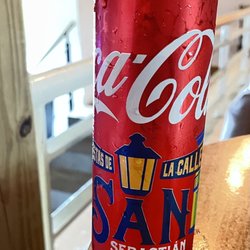 Douglas' Pub - San Sebastián Coke can