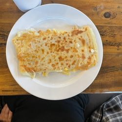 St George Taco Truck & Kitchen - Cheese Quesadilla 1/4 for all of us