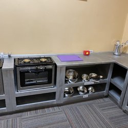 Fascinate-U Children's Museum - Play kitchen