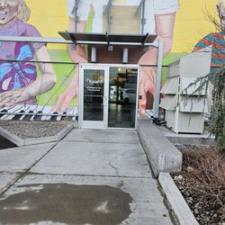 Kaia FIT Sierra - Midtown - The outside of the KaiaFit Midtown location.