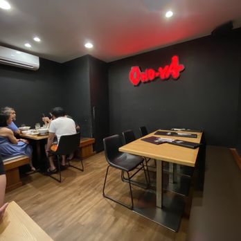 Onoya Ramen - Seating - Ramen Near Me - Honolulu, Hawaii