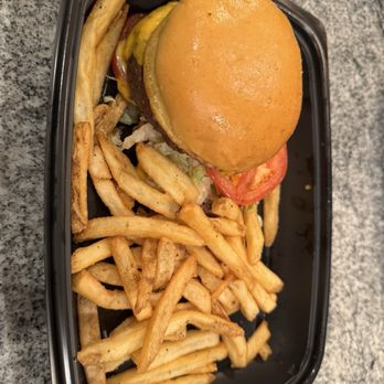 Cold Beers & Cheeseburgers - American Near Me - Surprise, Arizona Cold Beers & Cheeseburgers - American Near Me - Surprise, Arizona