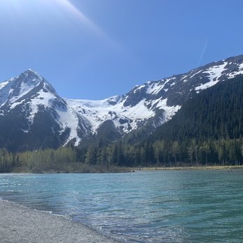 Turnagain Arm Shuttle - Bus Tours Near Me - Anchorage, Alaska