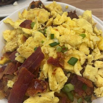 Broken Yolk Cafe - Hash Skillet - Breakfast & Brunch Near Me - Oceanside, California
