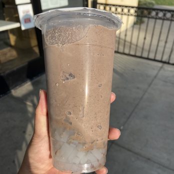 Le Creme - Desserts Near Me - San Jose, California