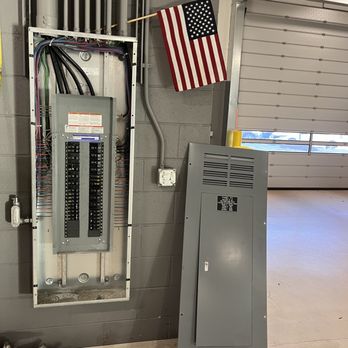 I-Rock Electric - 3 phase 208 sub panel. - Electricians Near Me