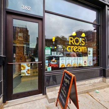 Rois Cream - a sign in front of a store - Cafes Near Me - Toronto, Ontario