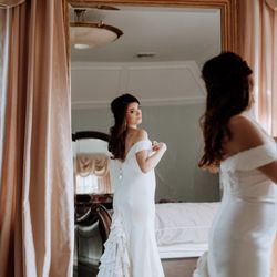 Betsy Wise Bridal - Custom made gown [photo: Elaina Mortali]