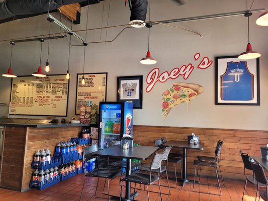 Joey’s Pizza by null