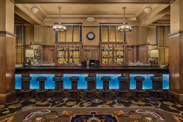 Polar Bar by null