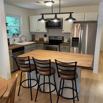 Joseph Handyman Services - a kitchen with a center island - Handyman Near Me Joseph Handyman Services - a kitchen with a center island - Handyman Near Me