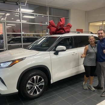 Dolan Toyota - Auto Repair Near Me - Reno, Nevada