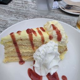 Lemon layer cake Lemon layer cake