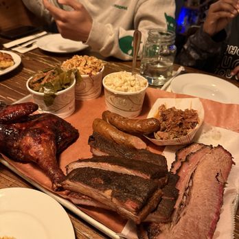 Ore Nell's Barbecue - Family cookout - American Near Me - Kittery, Maine