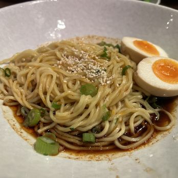 Heritage Asian Eatery - Garlic chilli noodles - Breakfast & Brunch Near Me - Vancouver, British Columbia