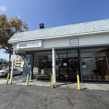 Amai Coffee - Outside - Coffee & Tea Near Me - Santa Monica, California