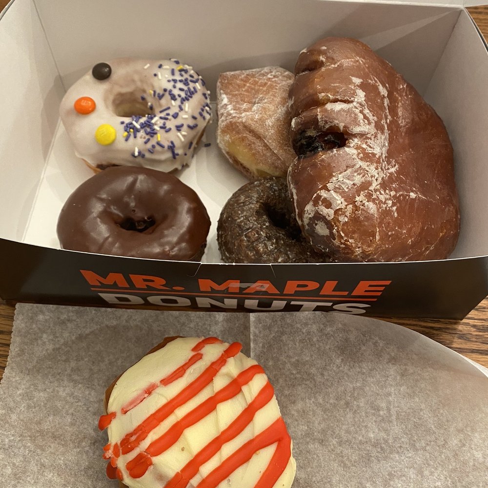 Mr Maple Donuts - Half dozen donuts. - Donuts Near Me - Vancouver, Washington
