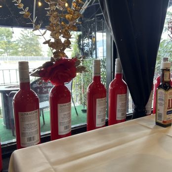 Cafe Luna - Ambiance - Italian Near Me - Cromwell, Connecticut