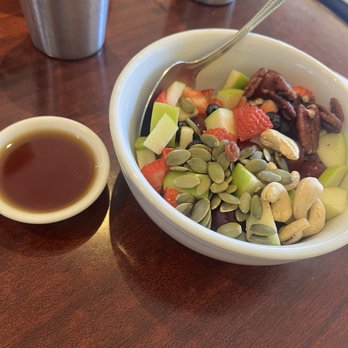 un solo sol - Fruit bowl (kid approved)? - Vegetarian Near Me - Los Angeles, California un solo sol - Fruit bowl (kid approved)? - Vegetarian Near Me - Los Angeles, California