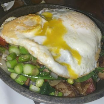Stax Cafe - Veggie Skillet - Breakfast & Brunch Near Me - Chicago, Illinois