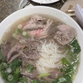 Pho 75 - Pho with Slices of Eye-Round Steak and Well-Done Brisket - Vietnamese Near Me - Rockville, Maryland Pho 75 - Pho with Slices of Eye-Round Steak and Well-Done Brisket - Vietnamese Near Me - Rockville, Maryland