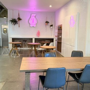 The Dirty Penguin - Dining area - Coffee & Tea Near Me - Chino Hills, California