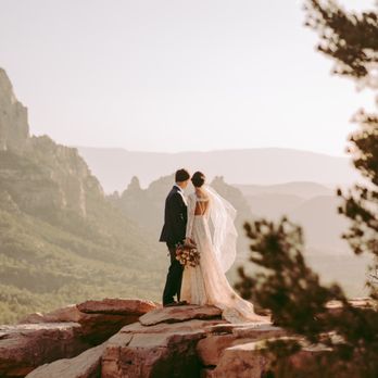 Uncharted Elopements - Session Photography Near Me