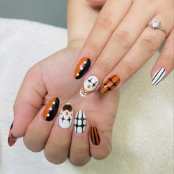 America Nails Spa - Halloween design