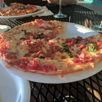 Ventosa Vineyards - Wineries Near Me - Geneva, New York