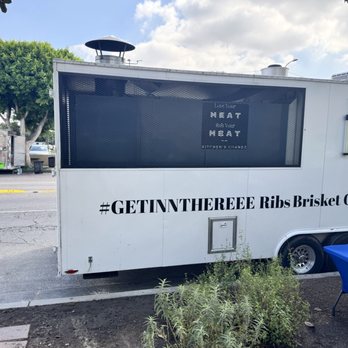 Kitchens Corner bbq - Outside truck - Pop-Up Restaurants Near Me - Compton, California
