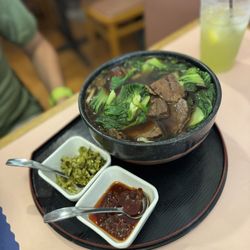 Ray's Café & Teahouse - Taiwanese Beef Noodle Soup