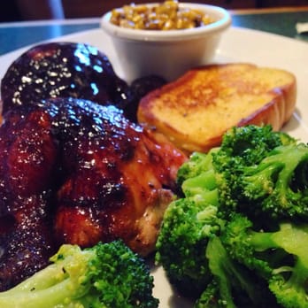 Smokey Bones - Half chicken - Barbeque Near Me - Virginia Beach, Virginia