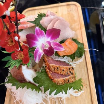 Oumi Sushi - Sashimi - Japanese Near Me - Austin, Texas