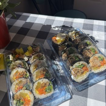 Kimbap Plus - Gobo and fire tuna - Korean Near Me - Honolulu, Hawaii