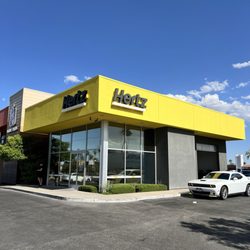 Hertz - Exterior shot